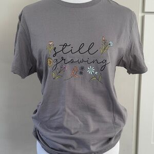 Jerzees Gray Graphic Tee with Floral Design